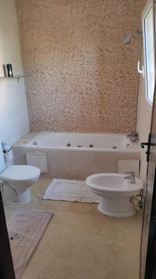 Villa Sublime Prive 5 Doubles Avec Salle De Bain Et 2 Grand Salon