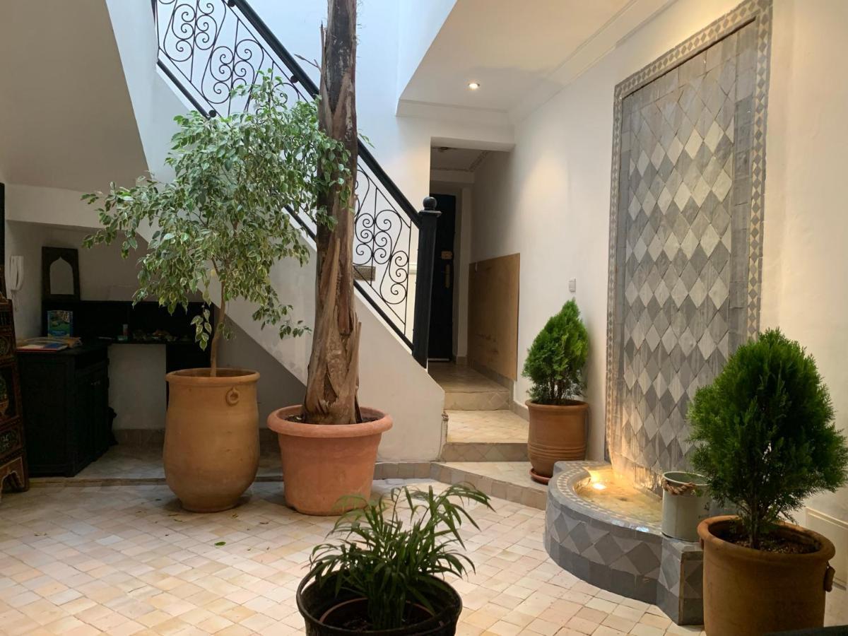 Riad Bouaalilou Holiday home *