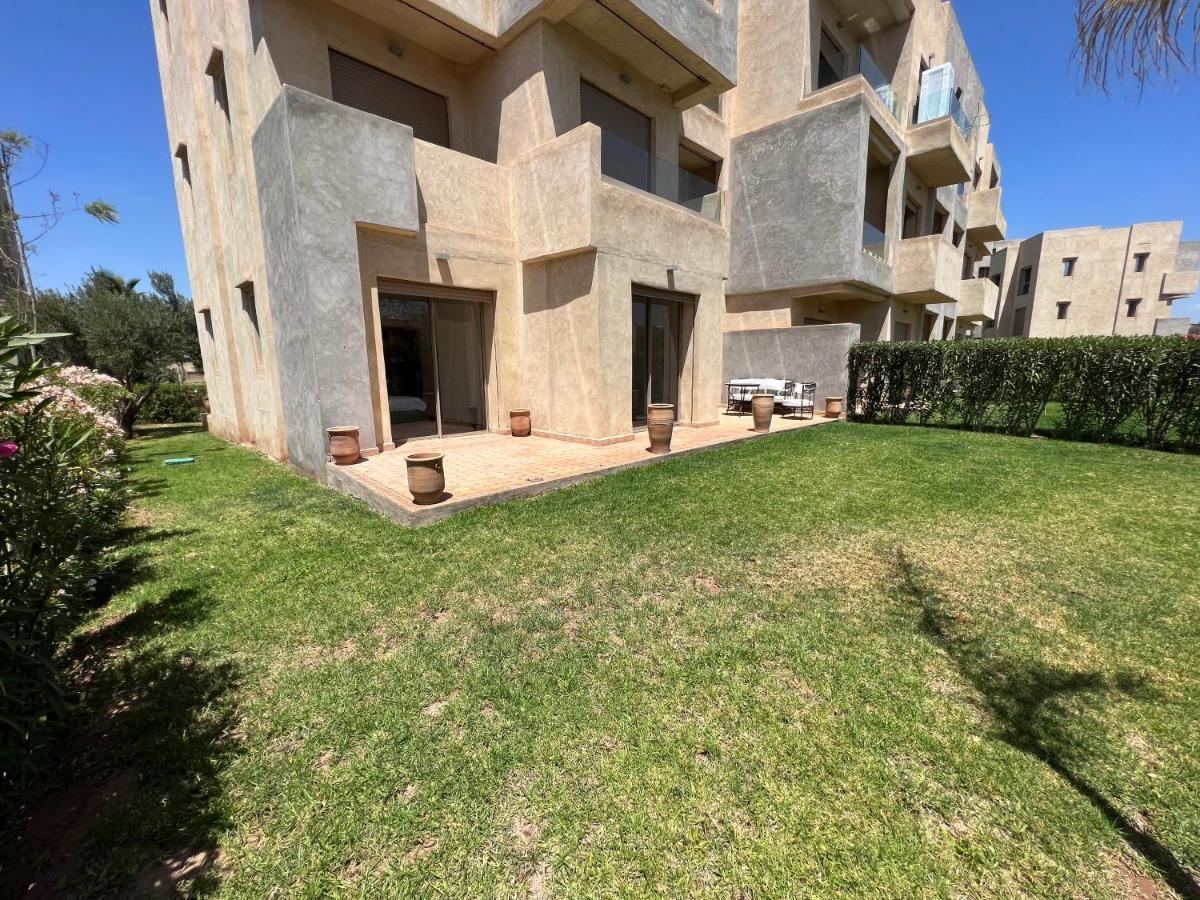 Prestigia 3 Piscine Apartment