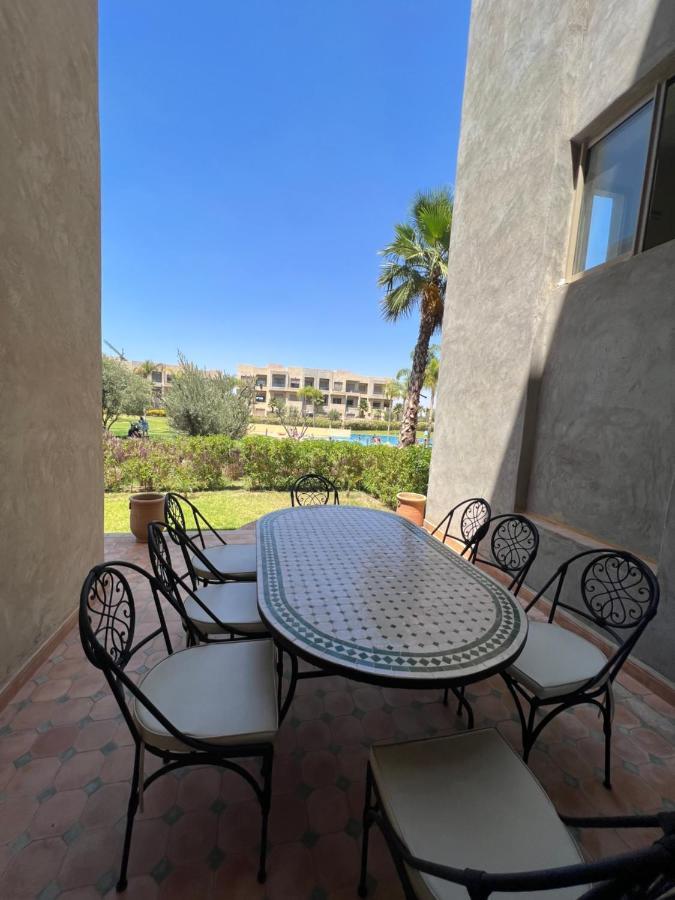 Prestigia 3 Piscine Apartment *