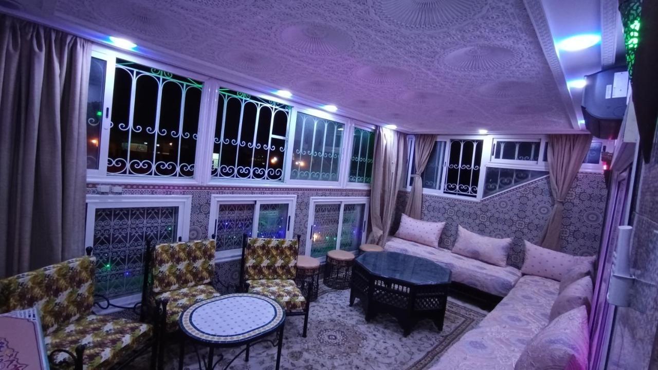 A Marrakech Dans La Touristique Al Qaria Assiyahia
