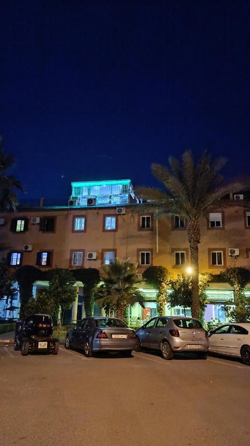 A Marrakech Dans La Touristique Al Qaria Assiyahia