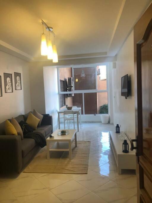 Center De Gueliz Avec Piscine Apartamento