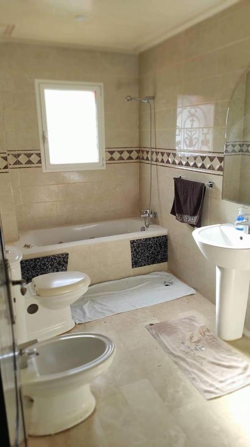 Villa Sublime Prive 5 Doubles Avec Salle De Bain Et 2 Grand Salon *