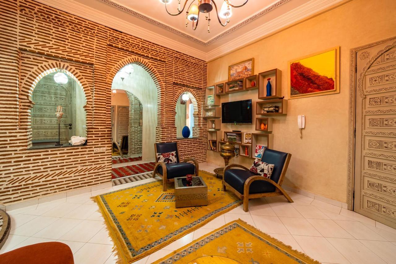Arwa Aparthotel