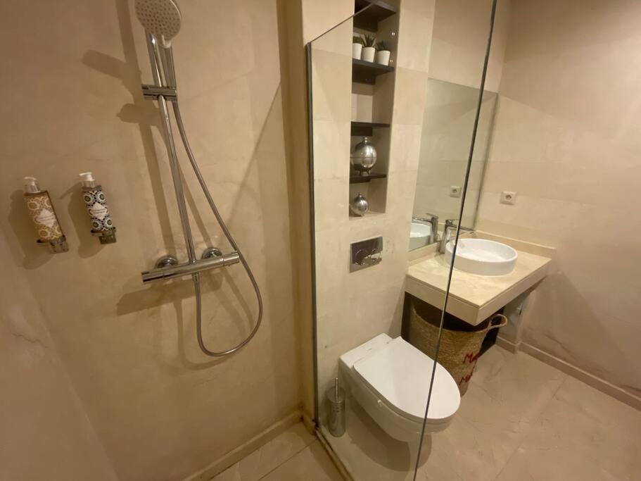 App. Traversant Au Gueliz + Piscine Sur Le Toit Apartment Marrakesh