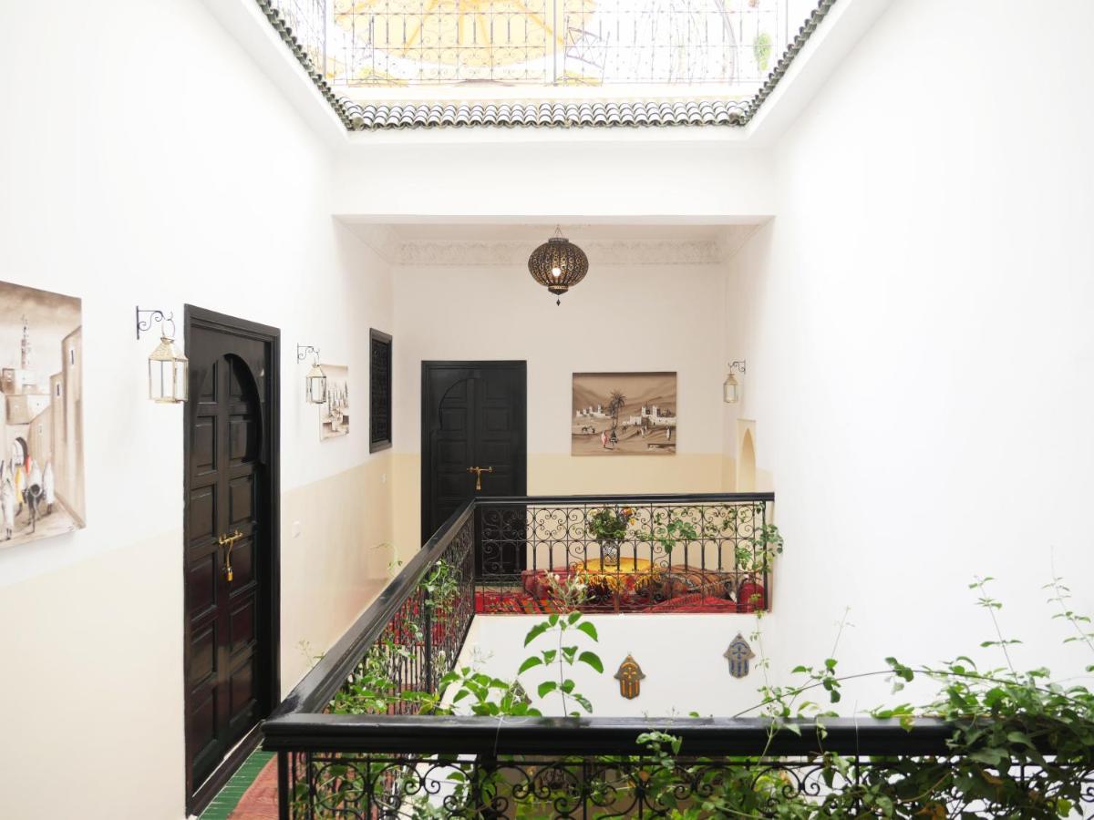 Riad Sardinas & Chili