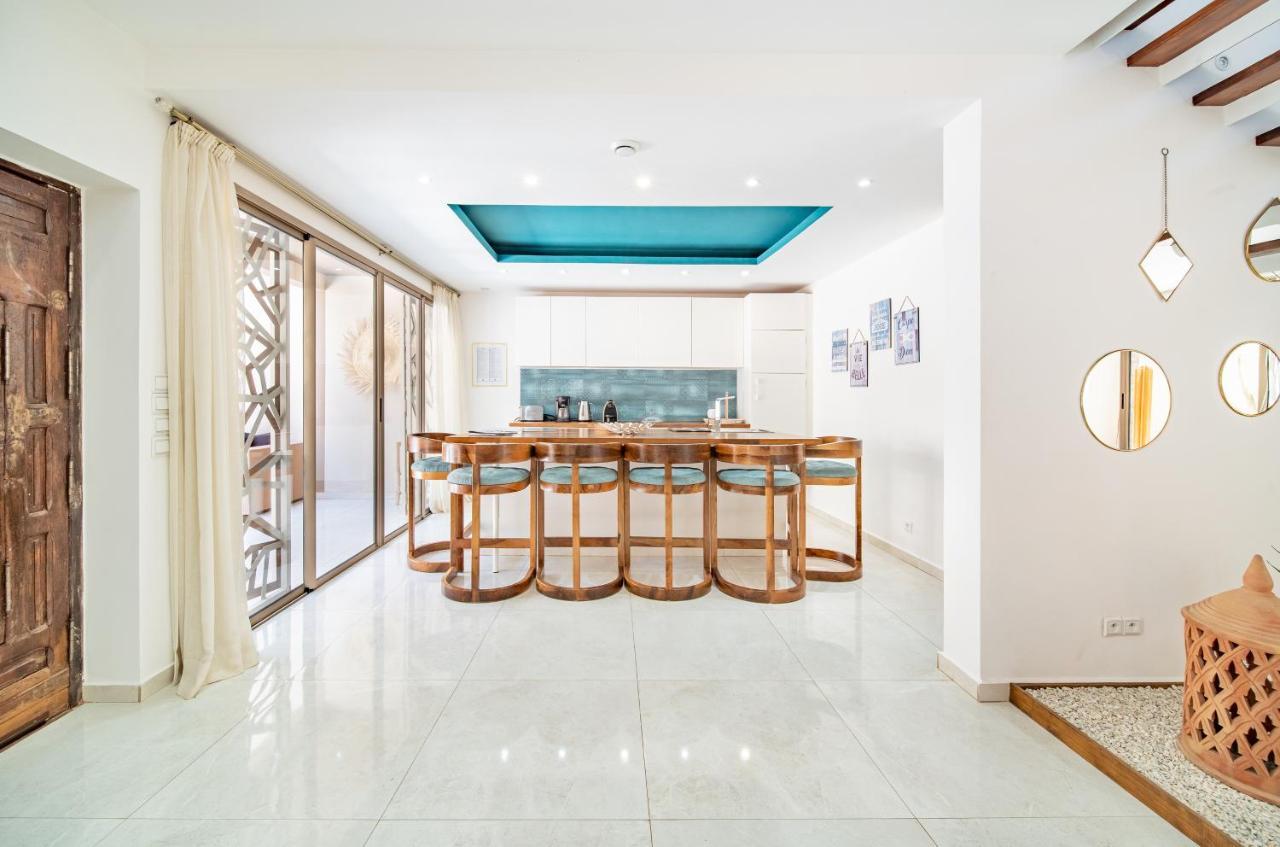 Villa White High-standing - Breakfast Marrakesh
