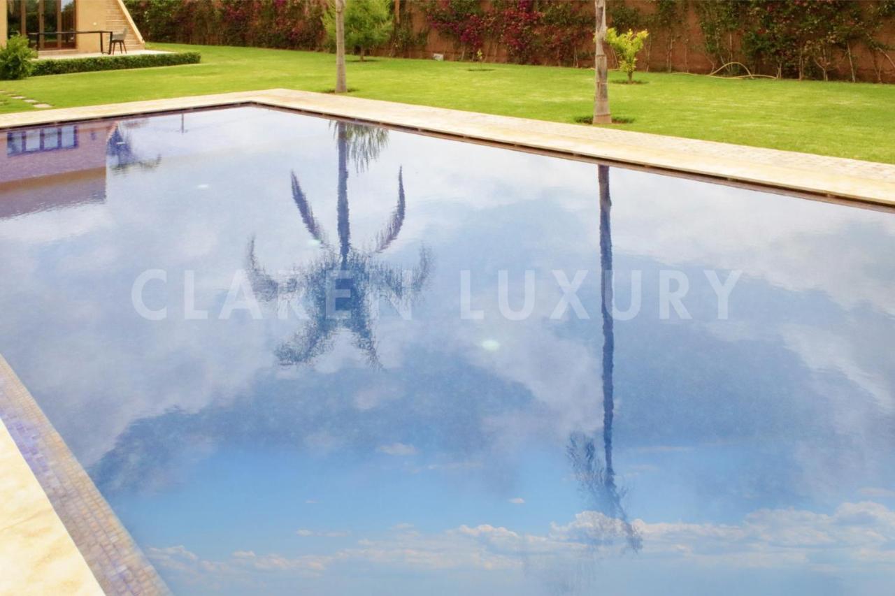 Magnifique Avec Piscine Privee Et Sans Vis A Vis