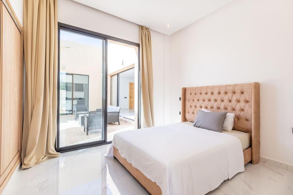 Miami, Jacuzzi, Piscine Chauffee ,table Ping Pong Villa *