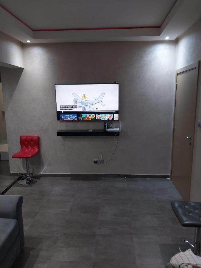 De 50m²,parfaitement Situe *