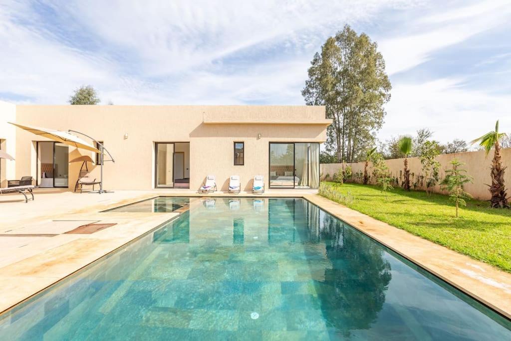Villa Miami, Jacuzzi, Piscine Chauffee ,table Ping Pong Marrakesh