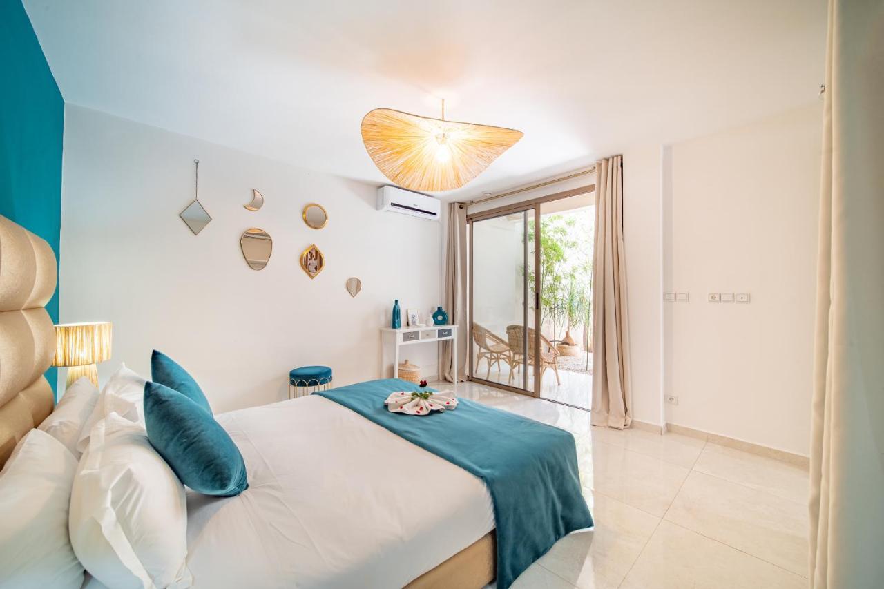 White High-standing - Breakfast Villa *