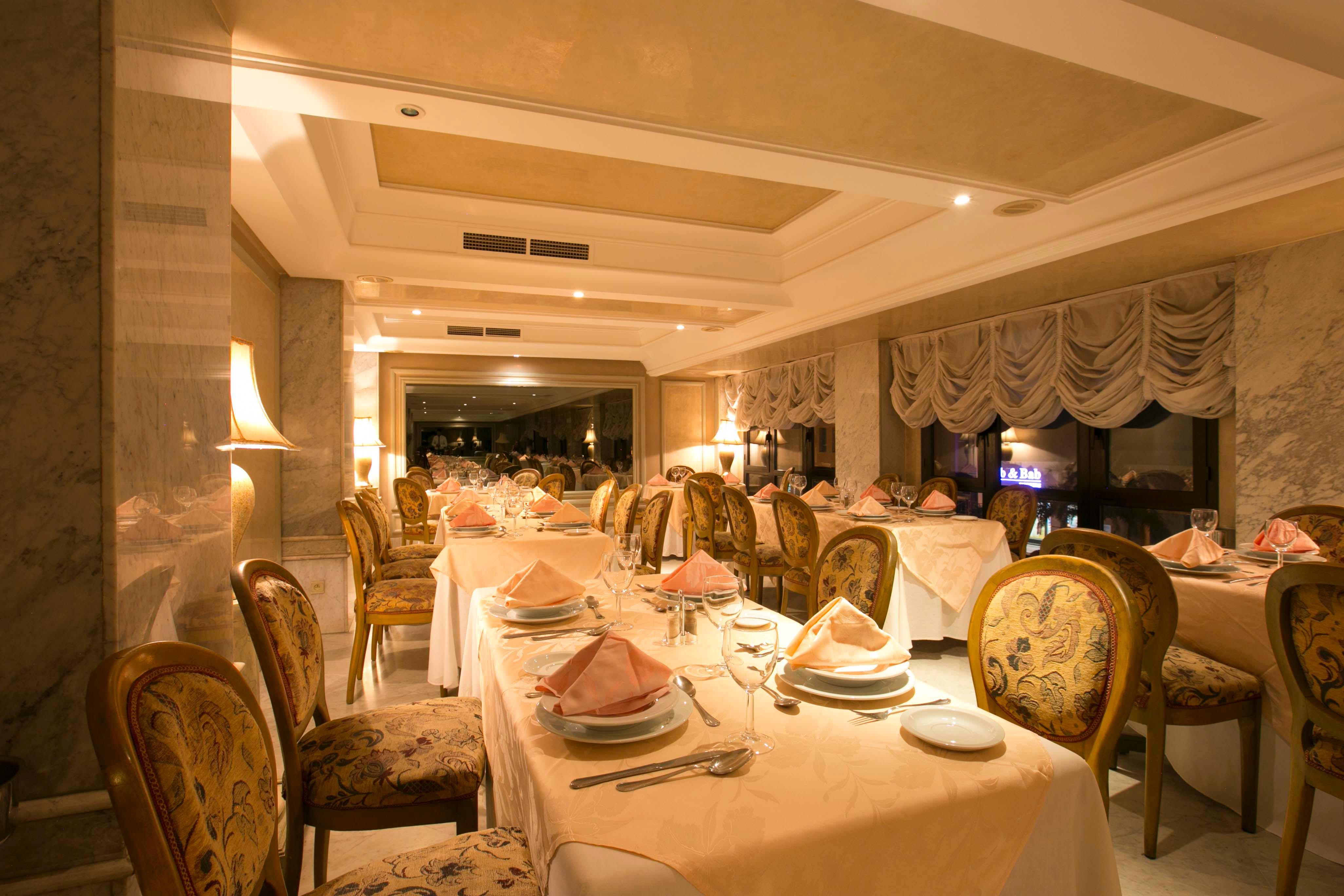 Nassim Hotel