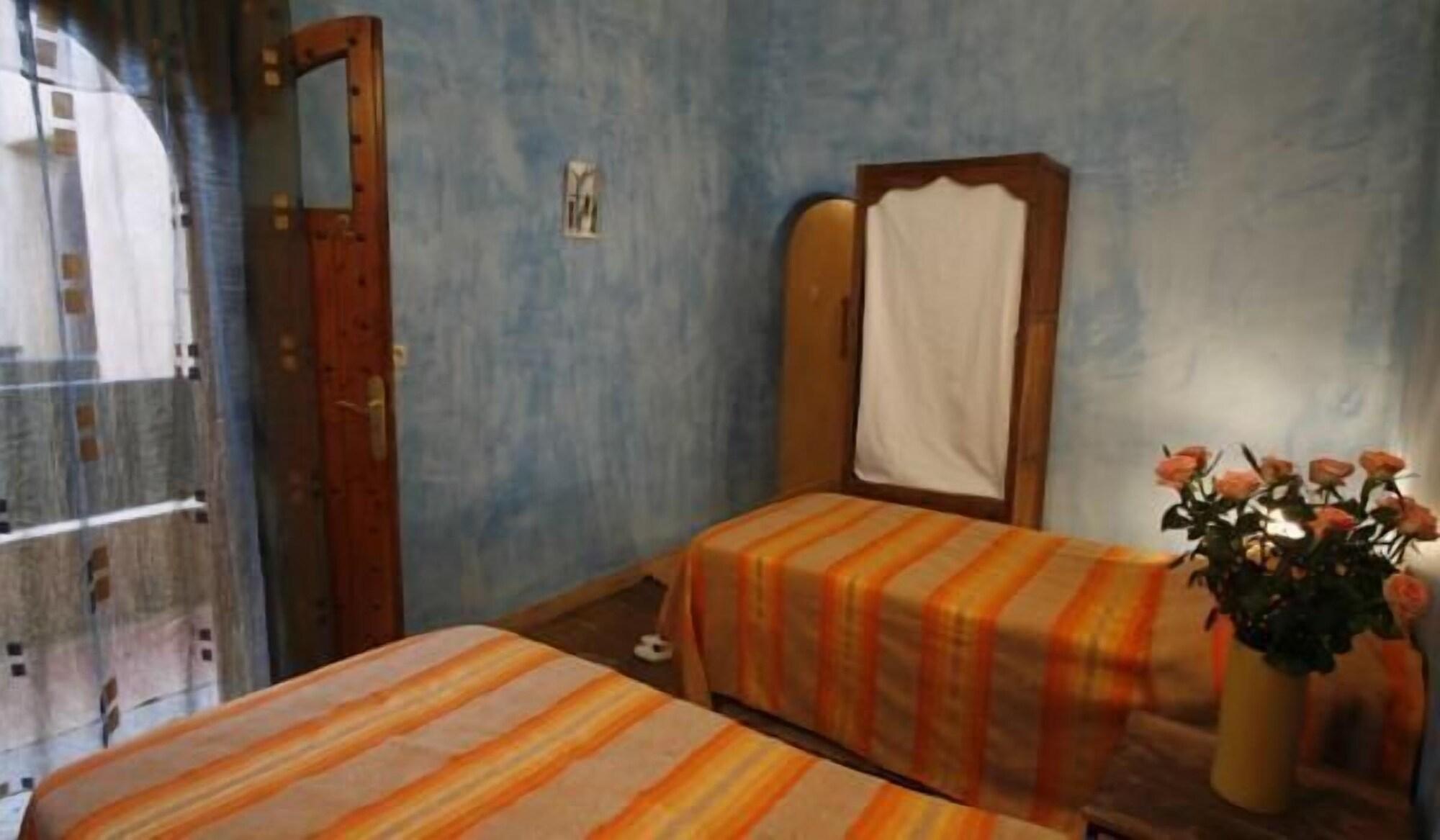 Azenzer Riad 3*