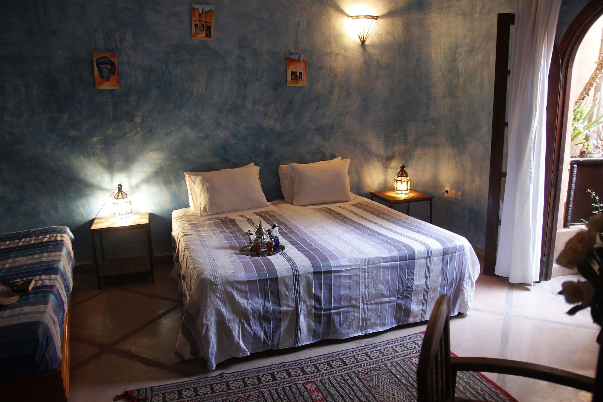 Azenzer Riad
