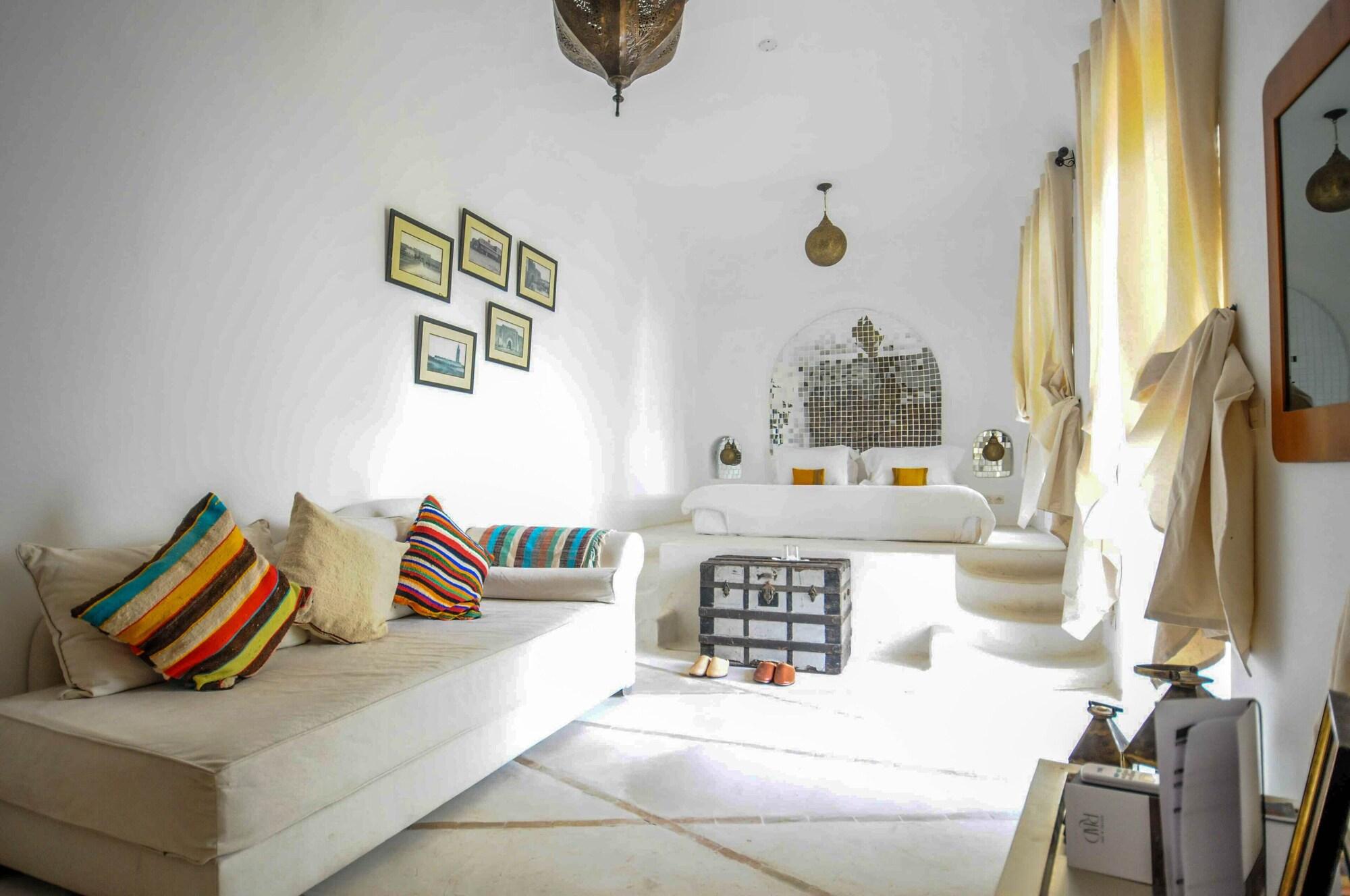 Riad Riad Almeria & Spa 4*