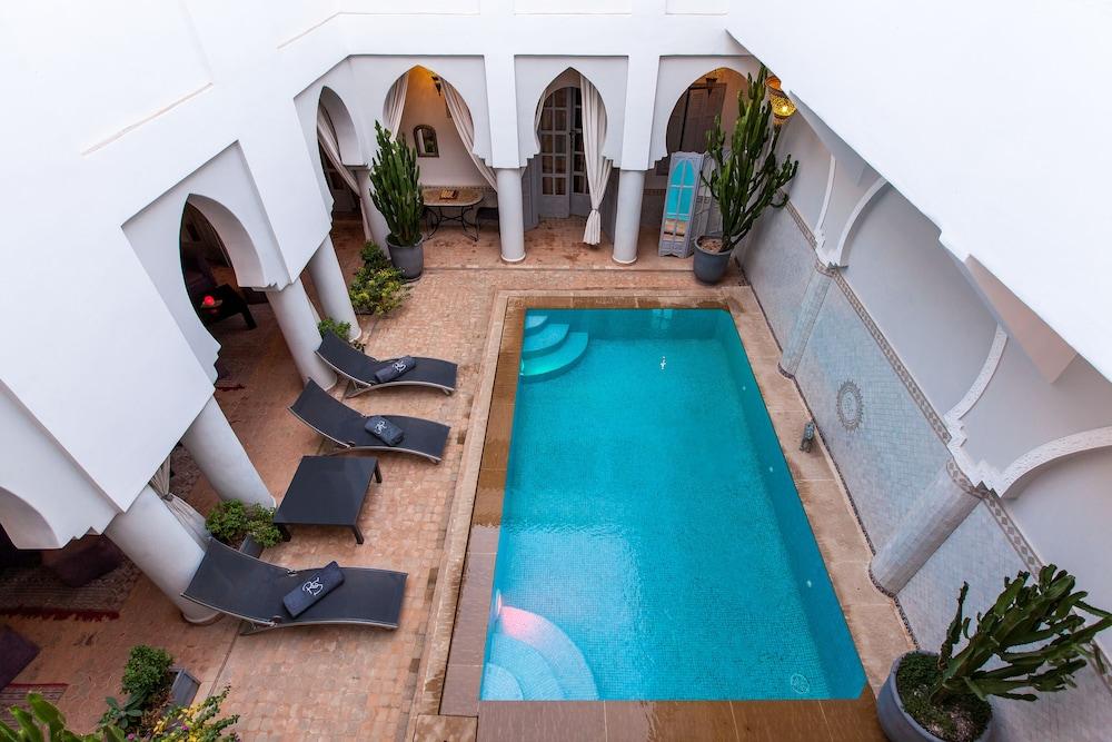 Riad Shemsi 3*