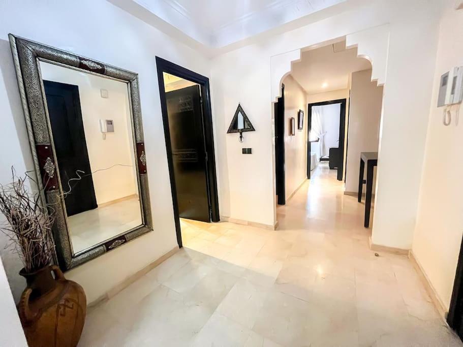 Touristique A 5 Piscines Apartment *