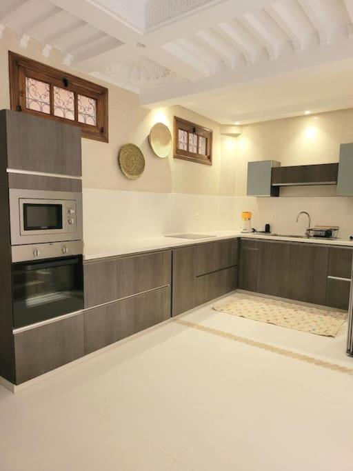 Isahiac Avec Piscine En Exclusivite Holiday home