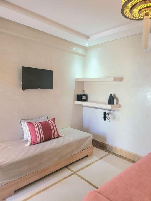 Holiday home Isahiac Avec Piscine En Exclusivite *