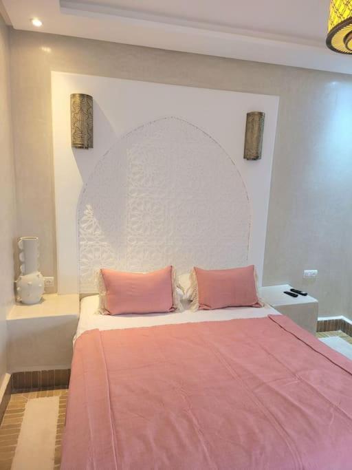 Isahiac Avec Piscine En Exclusivite