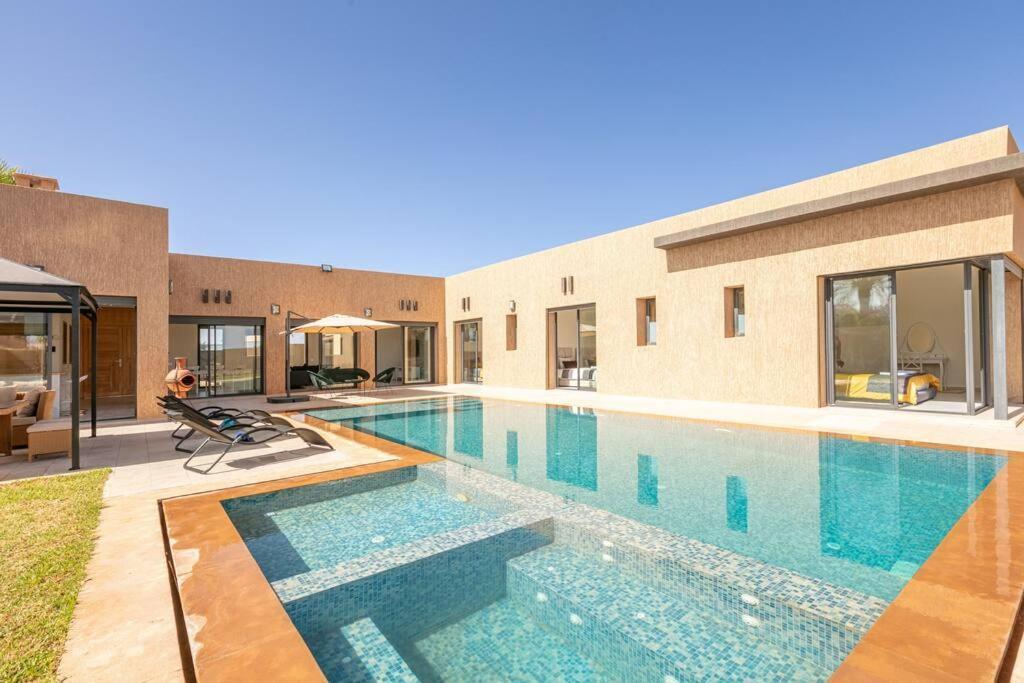 Sanna, Elegante Avec Piscine Chauffee, Jeux *