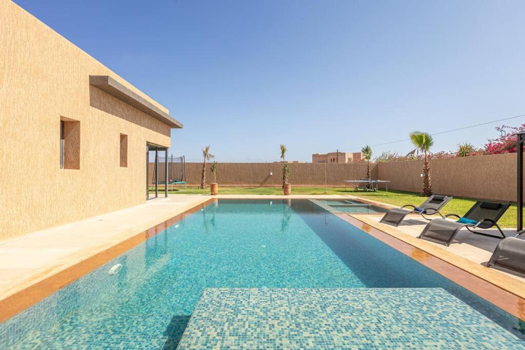 Villa Sanna, Elegante Avec Piscine Chauffee, Jeux *