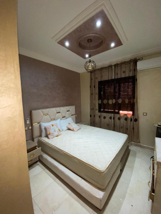 Apartment Superbe Proche Centre Marrakech, Neuf Equipe