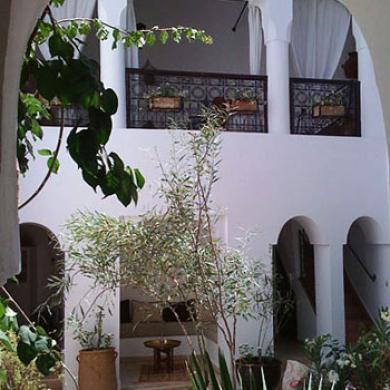 Noor Charana Riad 3*