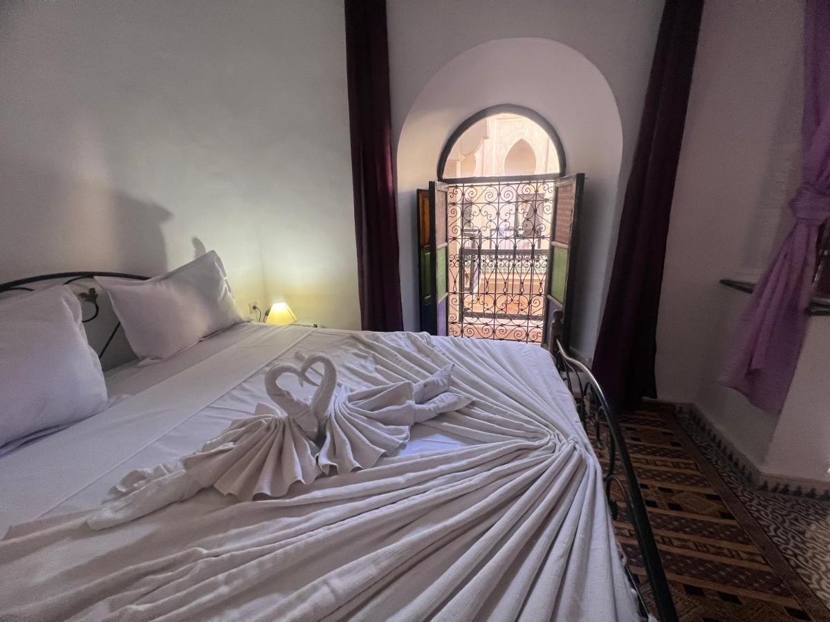 Ago Riad *