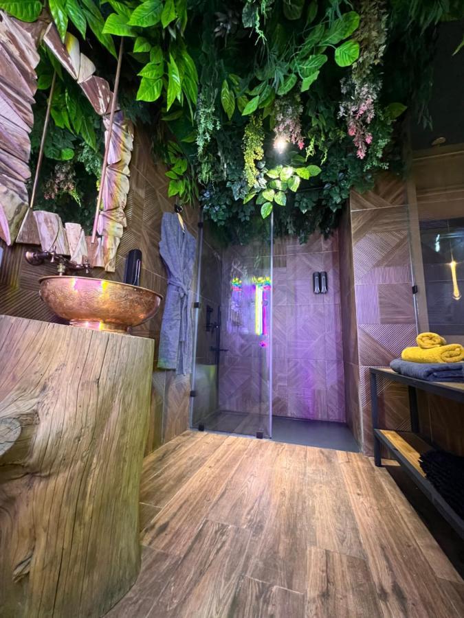 Jungle Au Centre De Marrakech Avec Jacuzzi ! Couette-café *