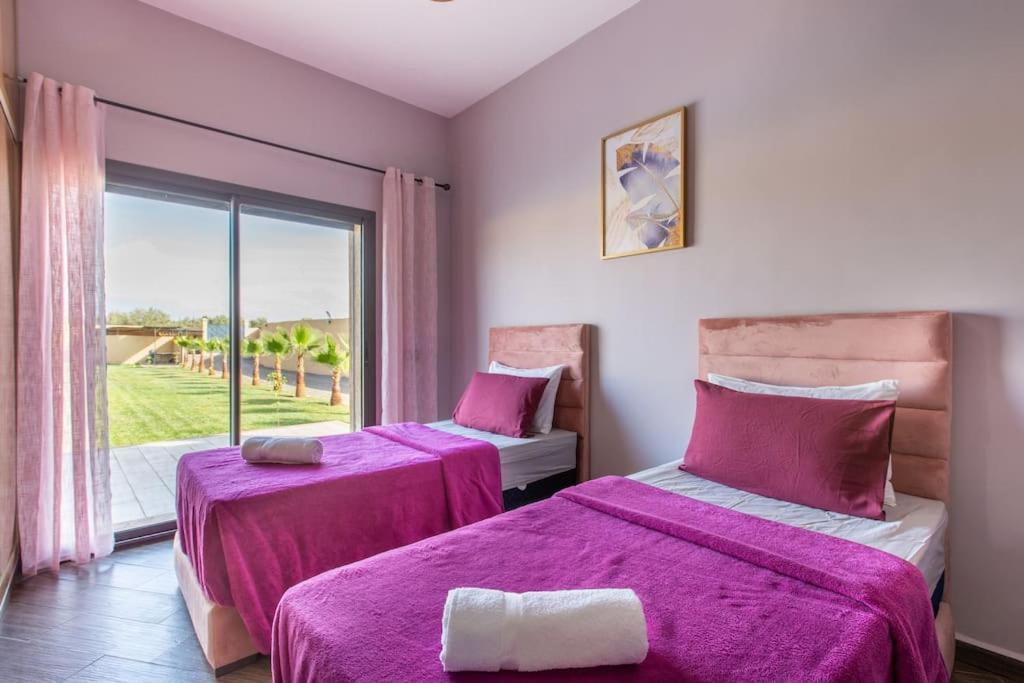 Villa Vista , Piscine 22m , Jeux Jardins , Terrain Squash *