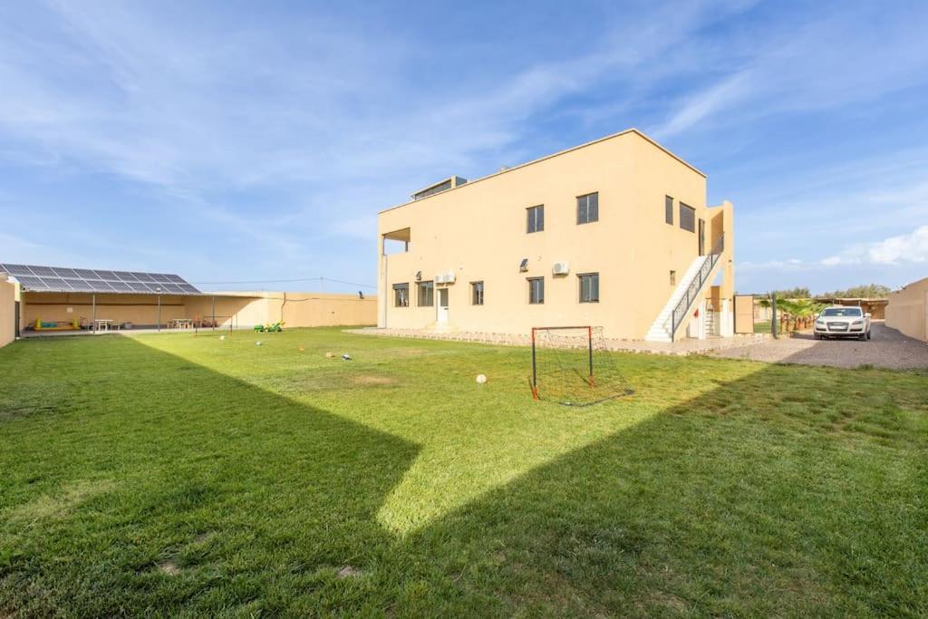 Villa Vista , Piscine 22m , Jeux Jardins , Terrain Squash Marrakesh