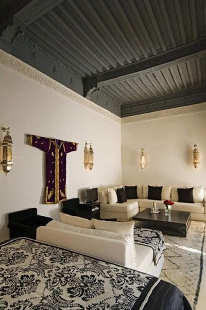 Riad O2