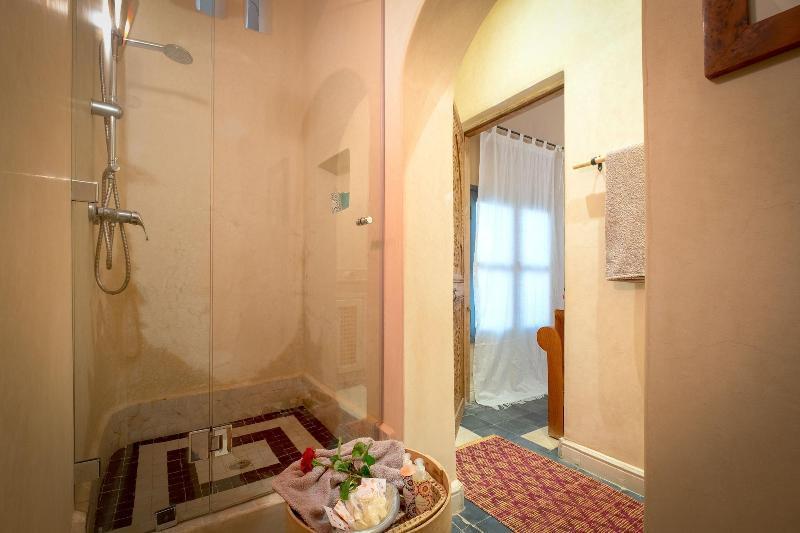 Adrar 3*