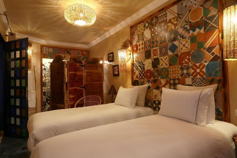 Andalla 4*