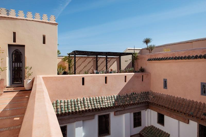Guest house Les Hirondelles Boutique 4*