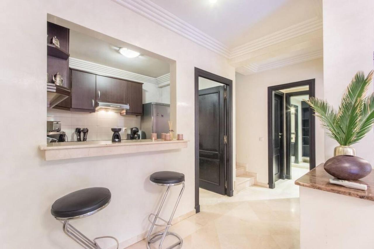 Luxury Duplex - Private Jacuzzi - Center Hivernage Apartment