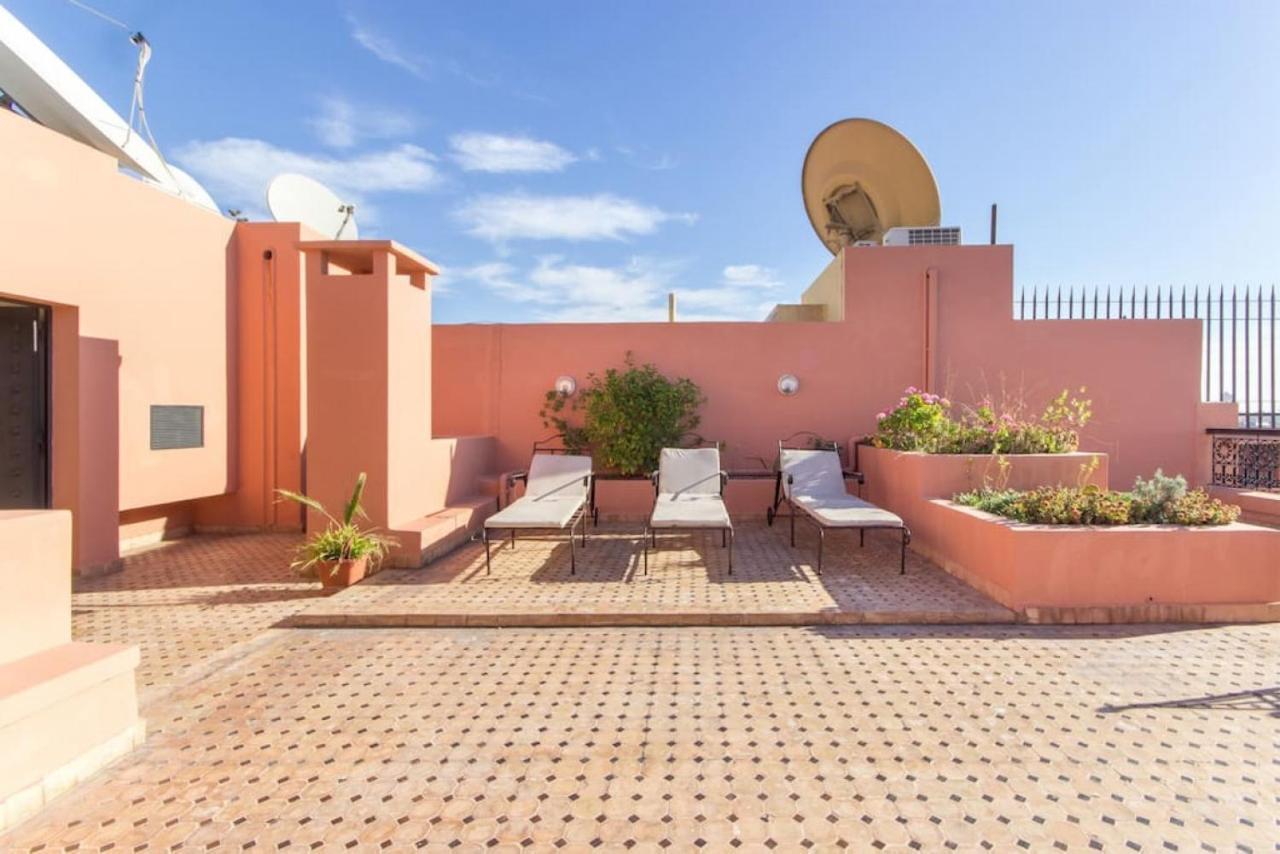 Luxury Duplex - Private Jacuzzi - Center Hivernage Apartment *