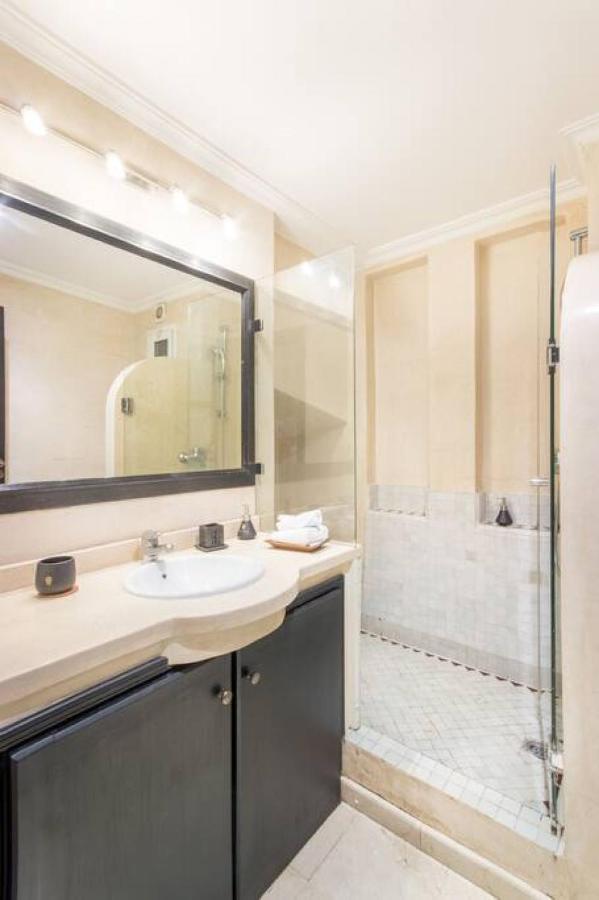 Apartment Luxury Duplex - Private Jacuzzi - Center Hivernage Marrakesh