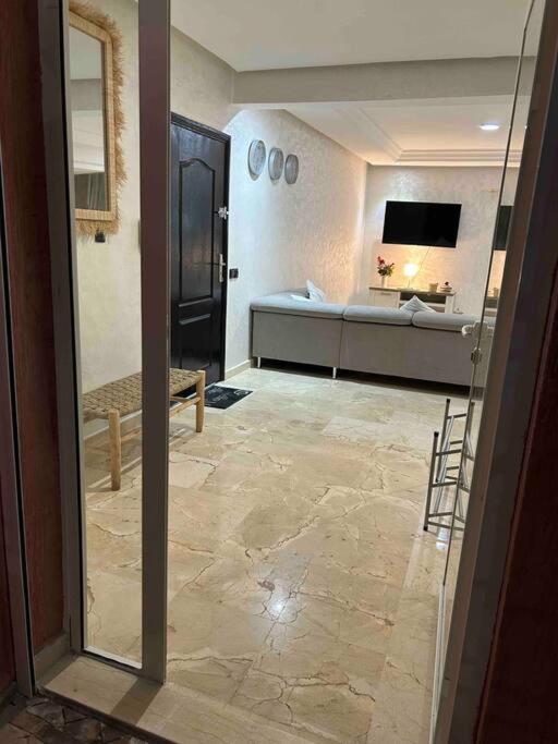 Standing 3 Avec Terasse Quartier Gueliz Hivernage A Marrakech I19