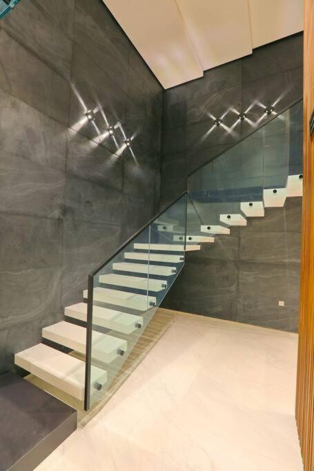 Duplex De Luxe, Piscine Sauna Apartamento *