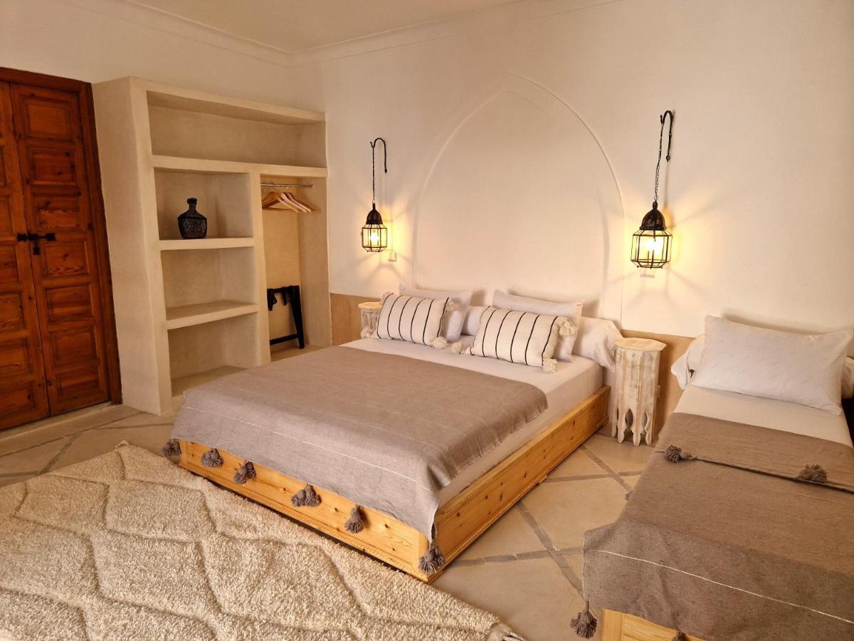 Riad Samah *