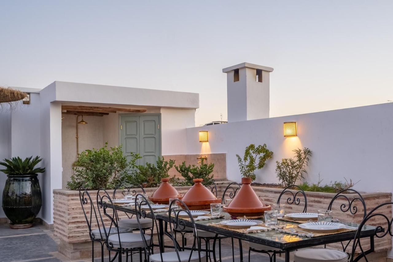 Riad Espoir Entier