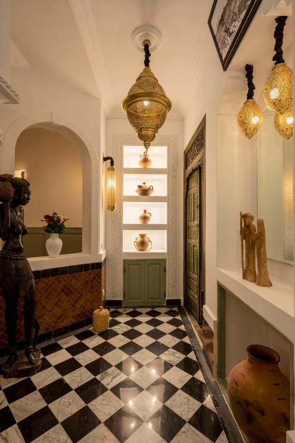 Espoir Entier Riad