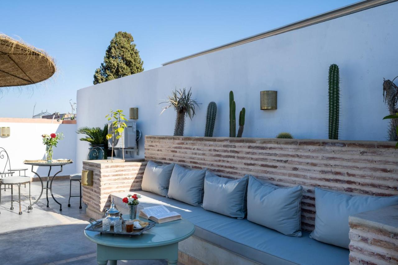 Riad Espoir Entier