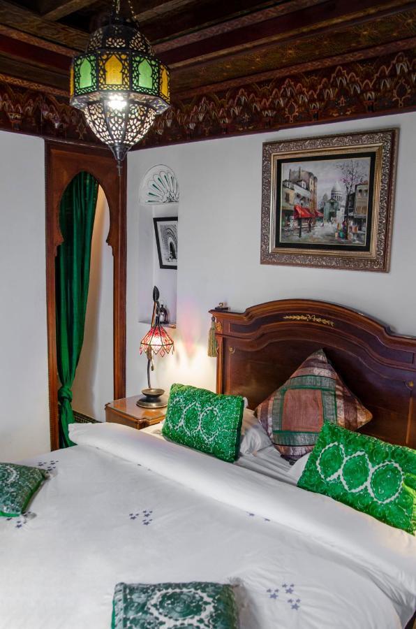 Esmeralda Riad