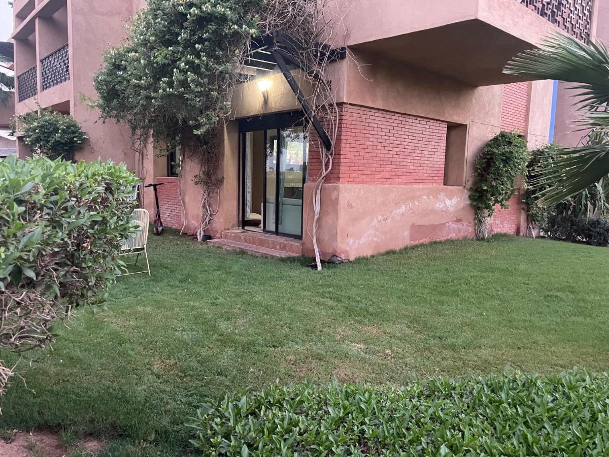 Fabuleux Appartement, Rez De Jardin Au Sein De La Palmeraie Marraquexe