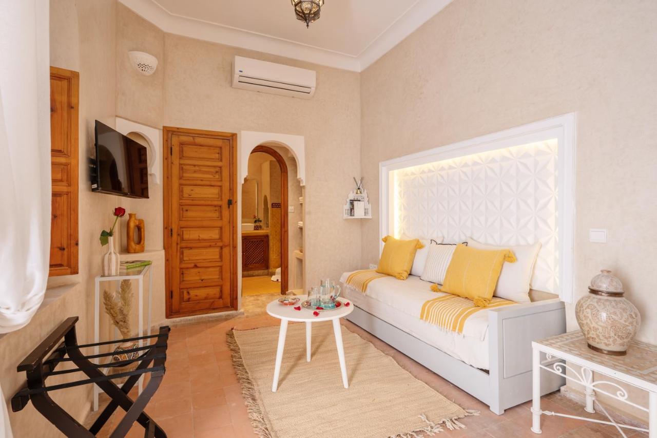 Riad Dar Azal *